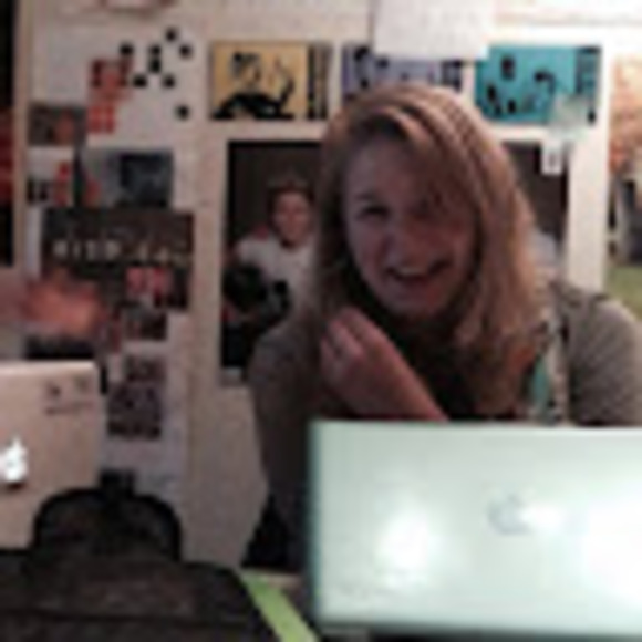 Meet your Posher, Suzy - Picture 1 of 1